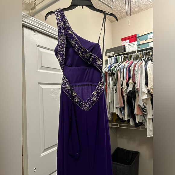 Prom Dress - Picture 2 of 2